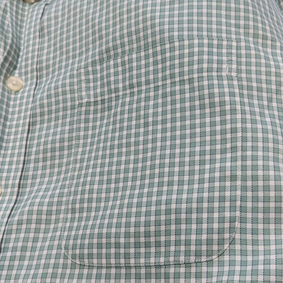 Vineyard Vines Men's Shirt - Picture 6 of 6